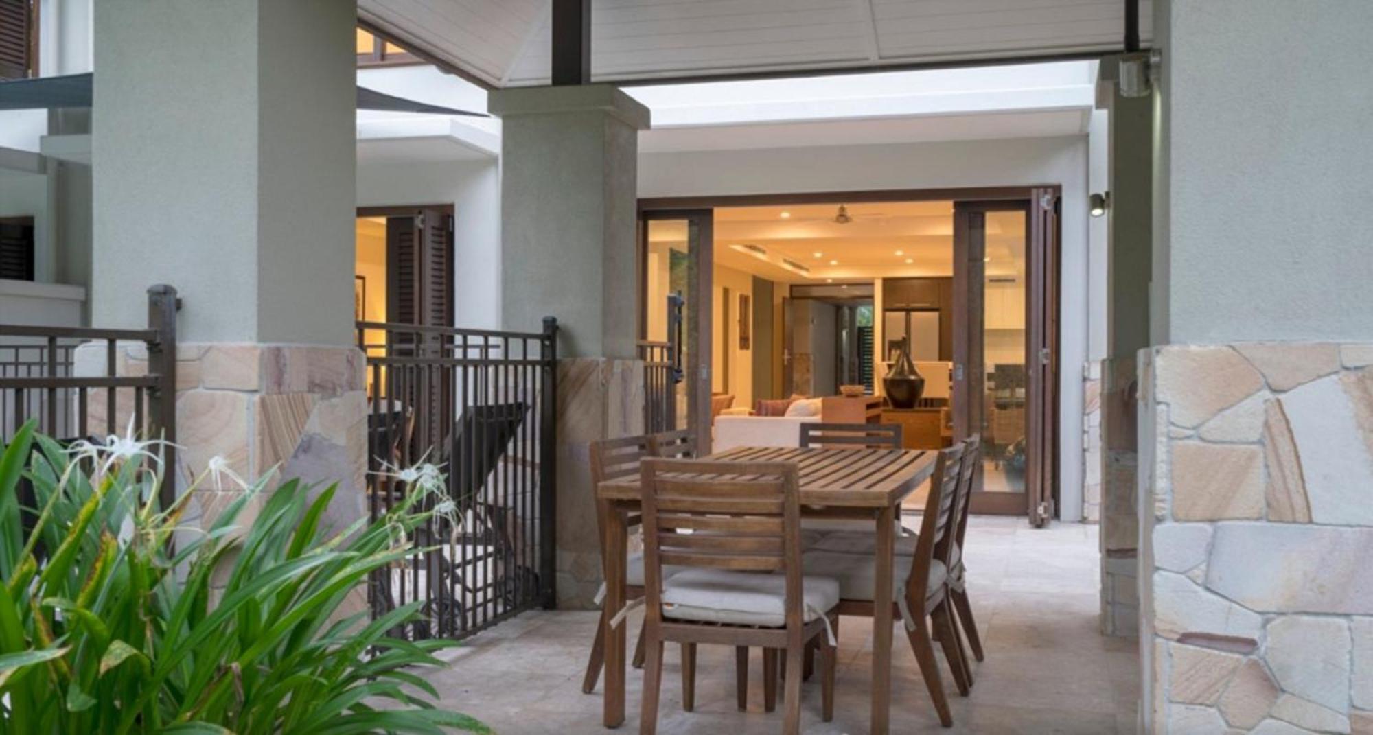 Luxury Apartments At Temple Resort And Spa Port Douglas Habitación foto