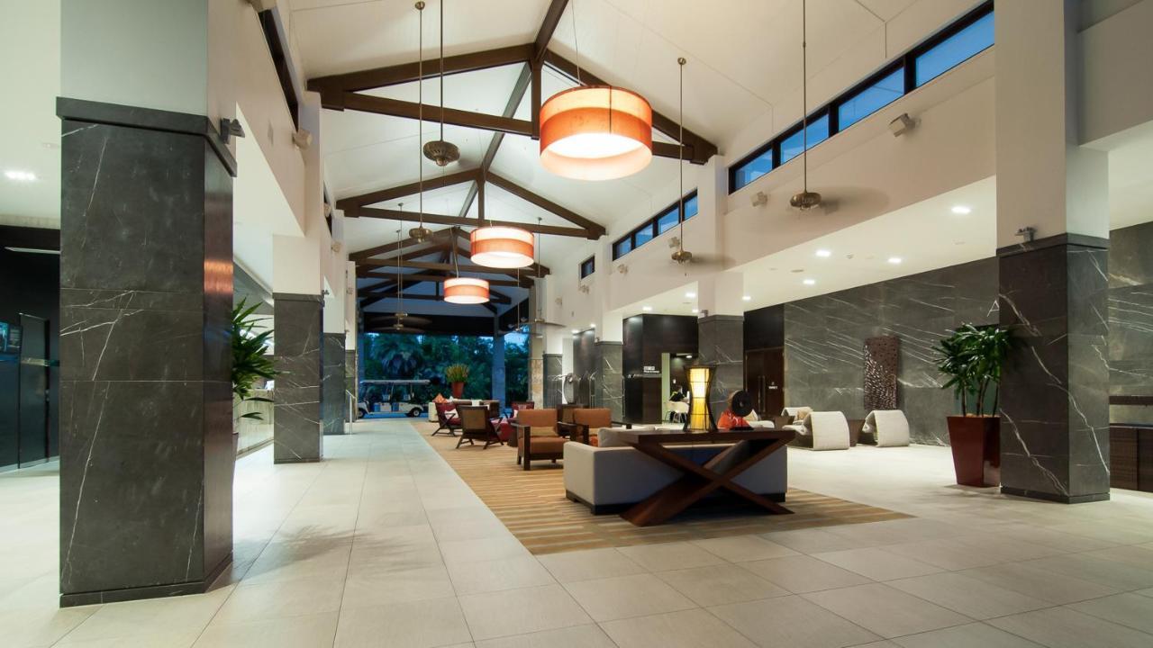 Luxury Apartments At Temple Resort And Spa Port Douglas Exterior foto
